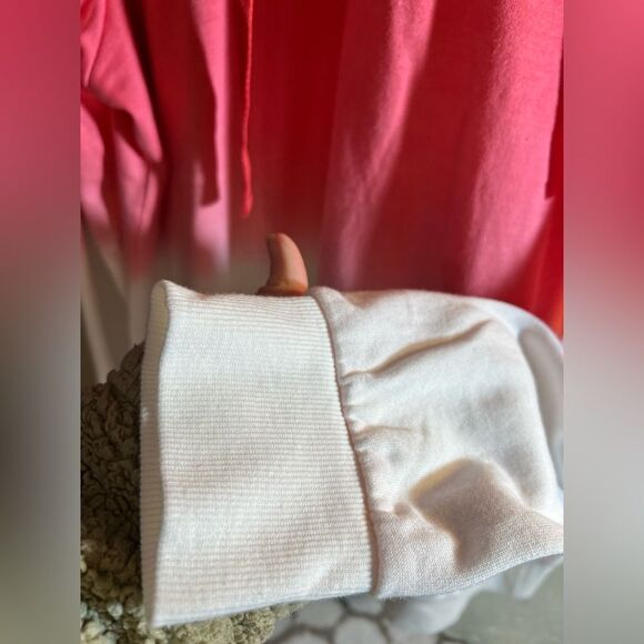 Hoodie by Torrid NWT plus 1X Ombre Hoodie, lovely coral to red color - Picture 8 of 12